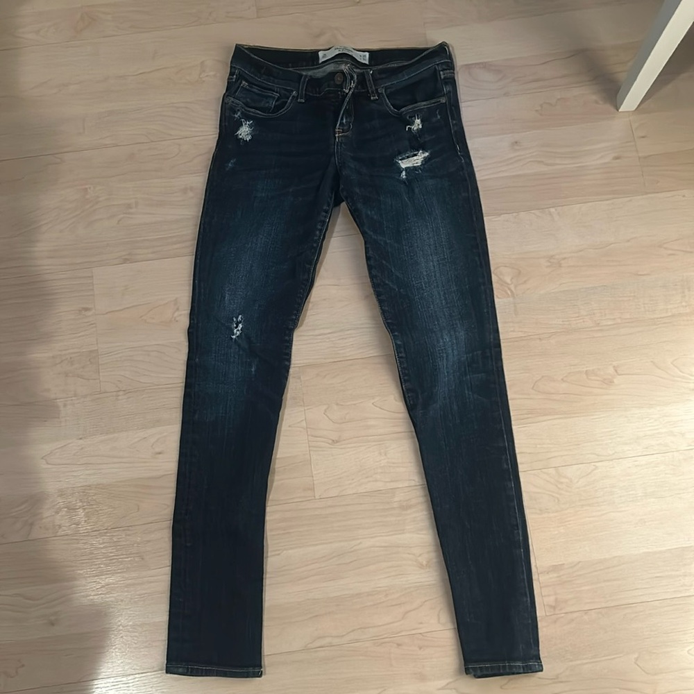 Size 26 Abercrombie skinny jeans